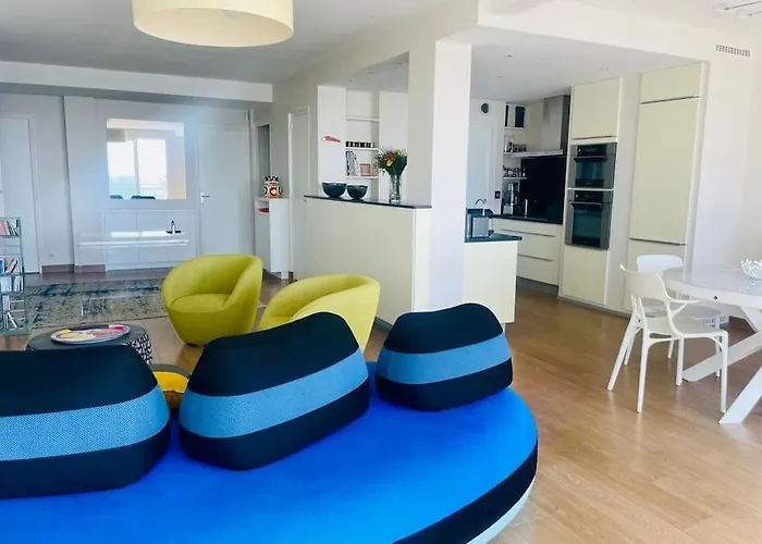 Les Mouettes Face Apartment